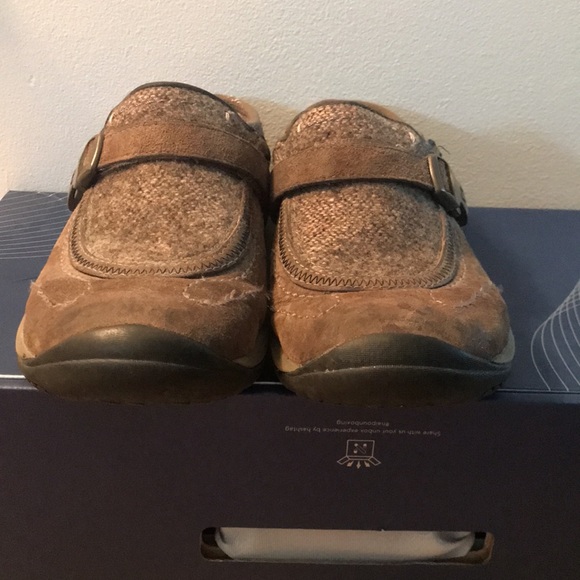 Merrell mules - Picture 2 of 9